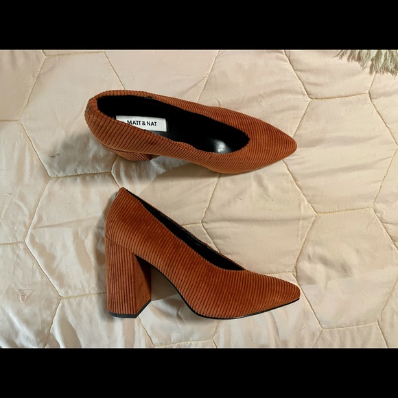 AMARI VEGAN HIGH HEELS - Picture 4 of 8